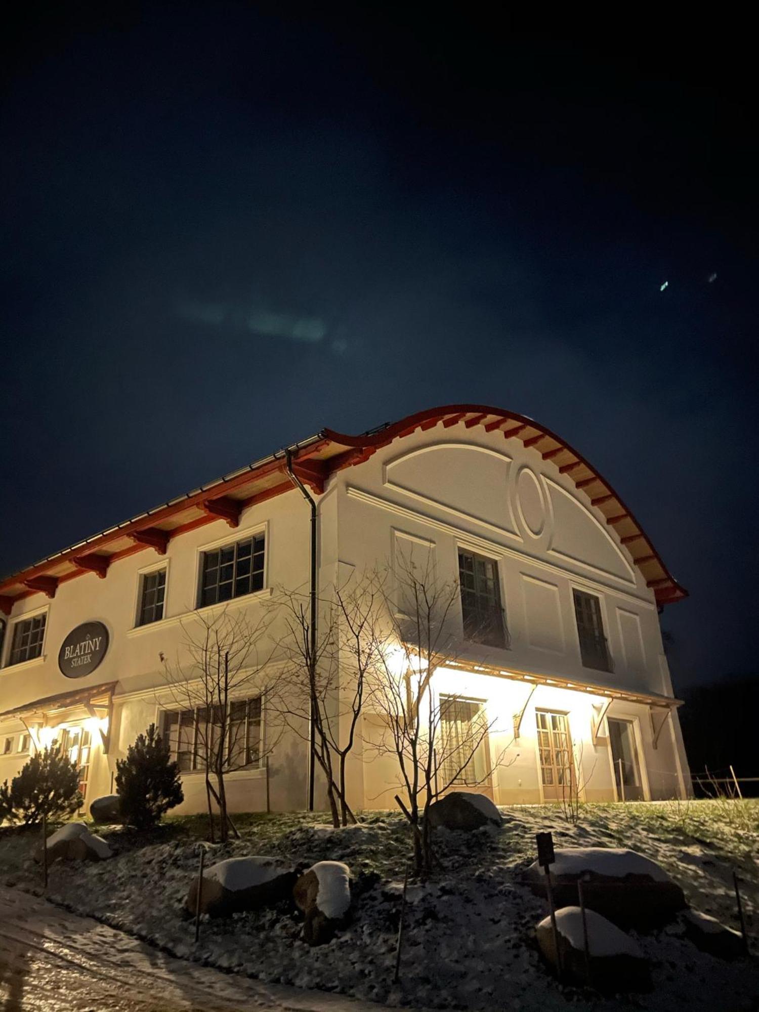 Hotel Statek Blatiny Sněžné Exteriér fotografie